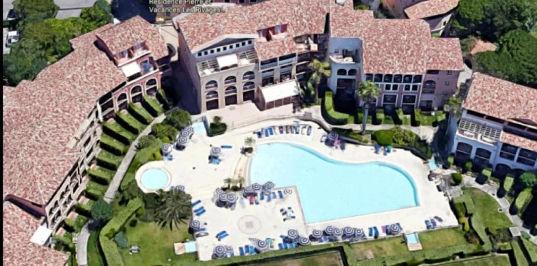 Appartement T2 - Bord De Mer - Piscine Сі-Фур-ле-Плаж Екстер'єр фото